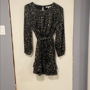 Vici ruffle shimmer dress Size M